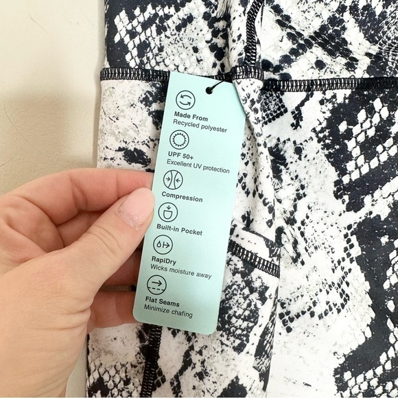 NWT Ideology 3X Plus Size Snakeskin Cropped Leggings - Picture 7 of 7